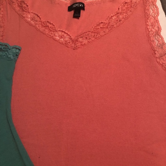 Tank Tops (3) - Picture 3 of 4